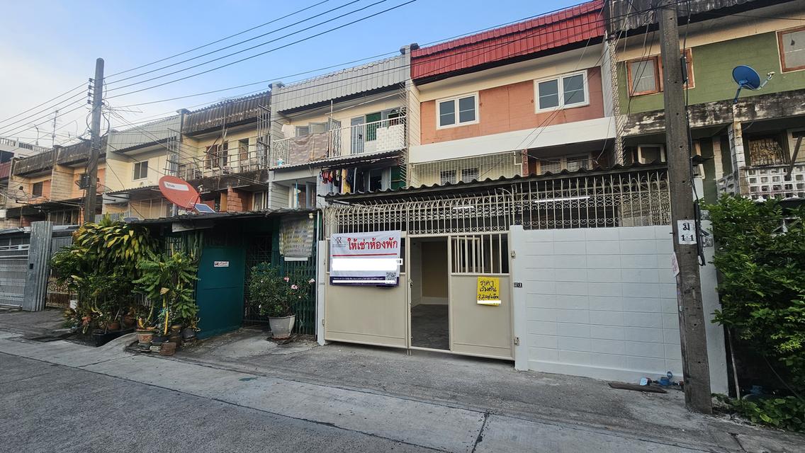 บ้าน 9 ห้องนอน ใกล้ The Mall บางกะปิ 3
