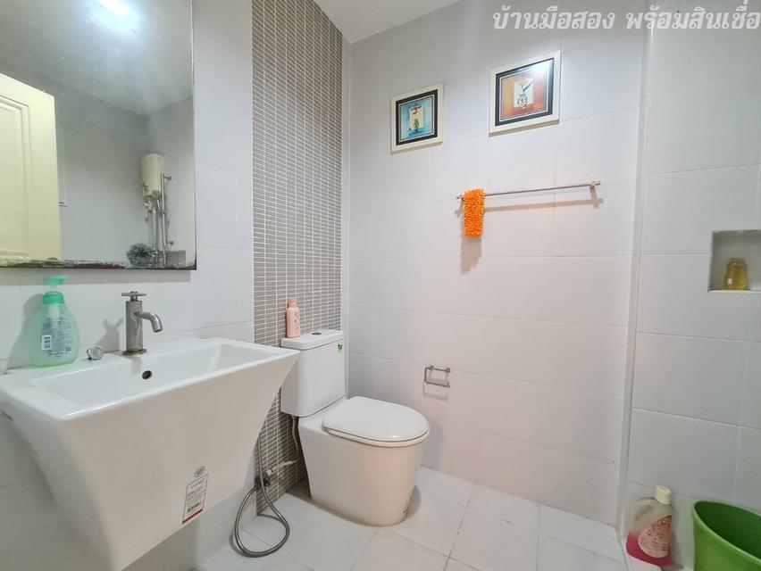 หมู่บ้านฮาบิเทีย เลียบคลองสอง 11