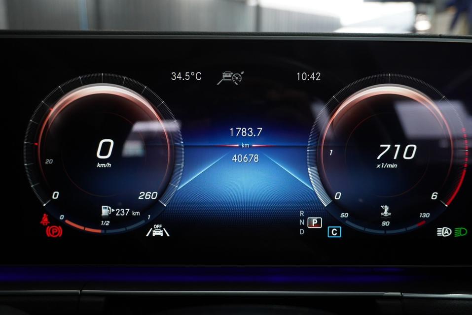 รหัสรถ KPV3333 Benz GLS350d ปี  2022 วิ่งมาเพียง 40,000 โล 16