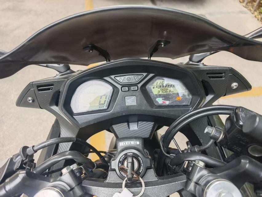Honda CBR650F 2016 | 37,200 km | เล่มเขียวครบ รูปที่ 6