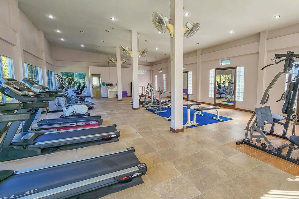 Single-Story Home in a Serene Gated Community 4