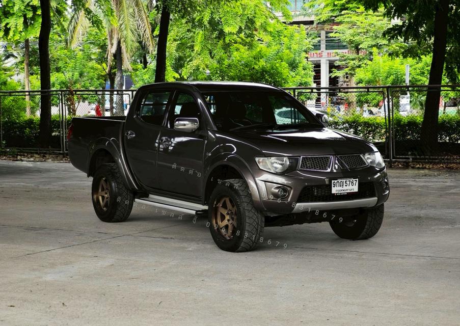 Mitsubishi Triton 2.5 Plus Double-Cab Auto ปี 2014