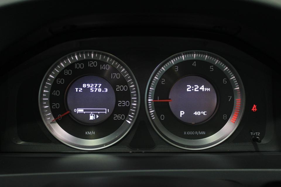 รหัสรถ JRS6700 Volvo V60 1.6 DRIVe Wagon ปี2013 10