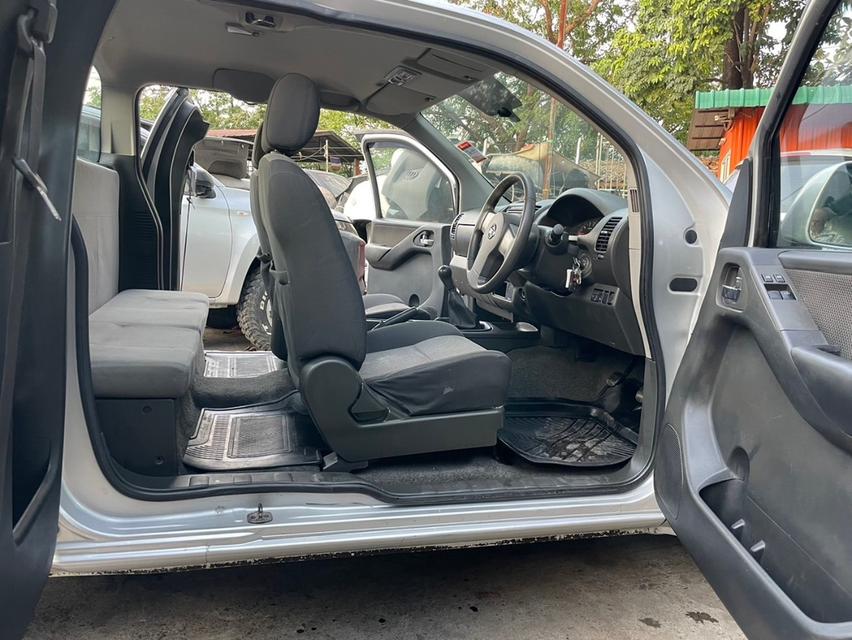 Nissan Navara 2.5 mt 15