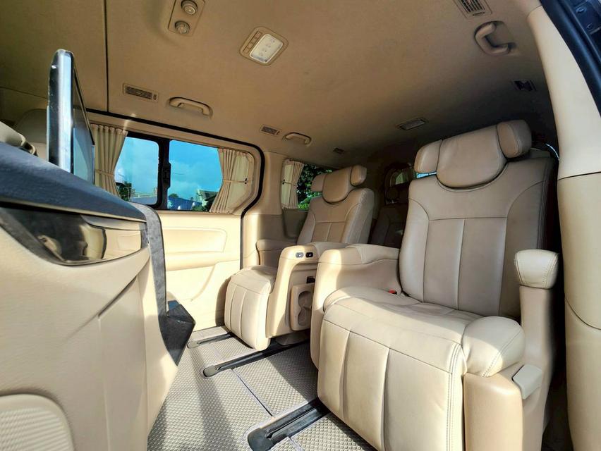 Hyundai Grand Starex 2.5Vip ปี16 12