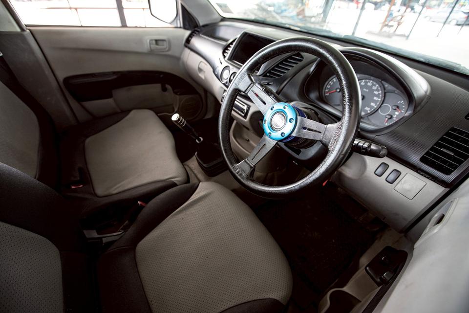 Mitsubishi Triton SingleCab 2.4 GL ปี 2010 เบนซิล สีขาว เกียร์ธรรมดา 15
