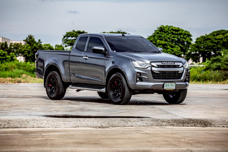 Isuzu Dmax Hi-lander 1.9l ปี20 4