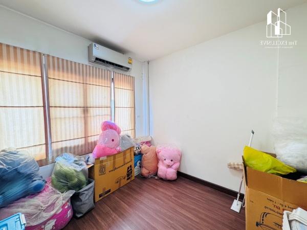 ทาวน์เฮ้าส์ใน หมู่บ้านทิพย์พิมาน 18