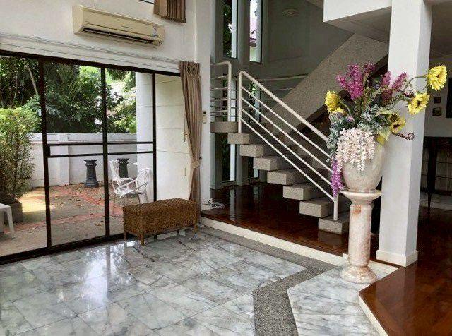 ให้เช่าบ้านเดี่ยว 3 ชั้น 200 ตร.ว. หมู่บ้านนวธานี ซ.เสรีไทย 59 ใกล้เดอะมอลล์ บางกะปิ 2