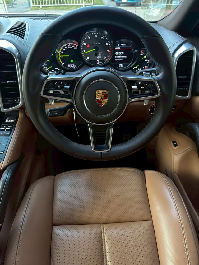 Porsche Cayenne s e-hybrid รูปที่ 2