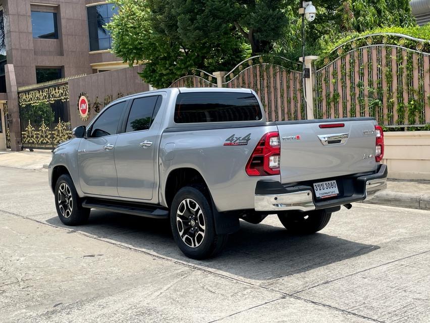 TOYOTA HILUX REVO DOUBLE CAB 2.8 HIGH 4WD ปี 2022 AUTO 4X4 สภาพนางฟ้า รูปย่อยที่ 2