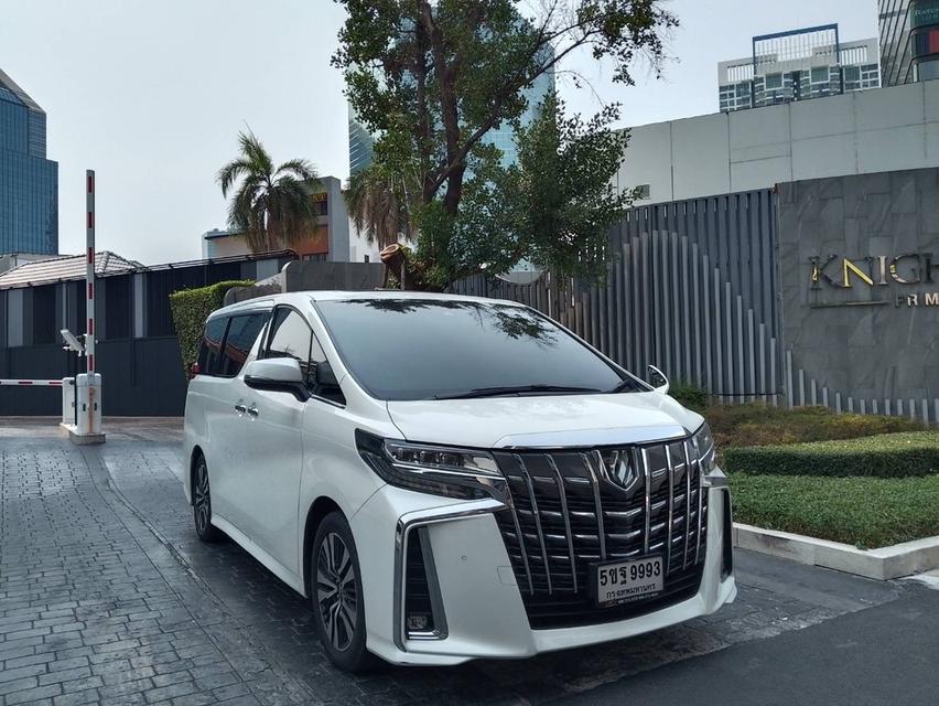 Toyota Alphard 2.5 ปี 2021