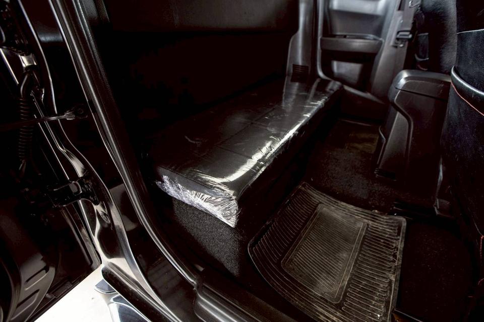 Isuzu D-Max Hi-Lander Cab 2.5 VGS Z ท๊อป ปี 2013 เกียร์ธรรมดา สีดำ  14