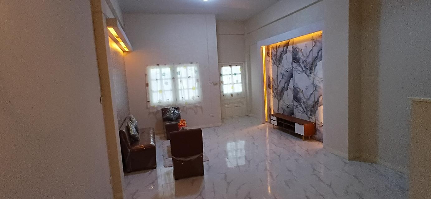 "ลด2แสน"ใหญ้5นอนบ้านคุณเองใกล้BTSสถานีแยกบางพลูบางบัวทอง กว้างๆ23วา 3ชั้น 12