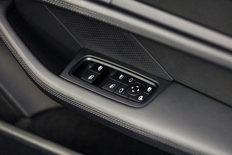 Porsche Taycan 4S Tourismo 2023 รถสวยพร้อมใช้งาน รถ AAS มีวารันตีศูนย์ รูปที่ 12