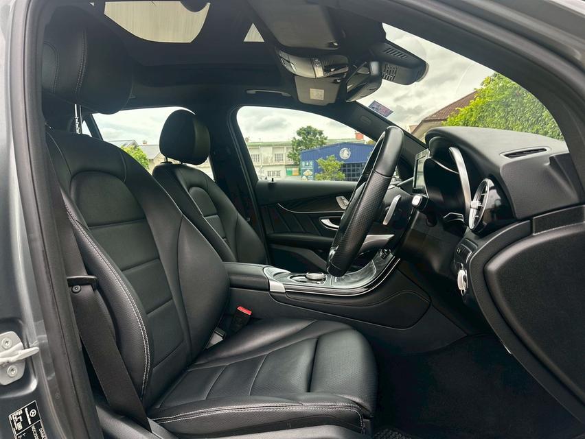 Mercedes Benz GLC250d 13