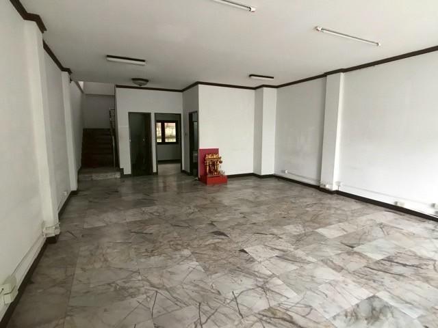 ให้เช่าทาวน์โฮม 4 ชั้น หมู่บ้านซื่อตรง 6 ห้องนอน ใกล้ Central Eastville ทางด่วนรามอินทรา เหมาะทำออฟฟิศพักอาศัย 9