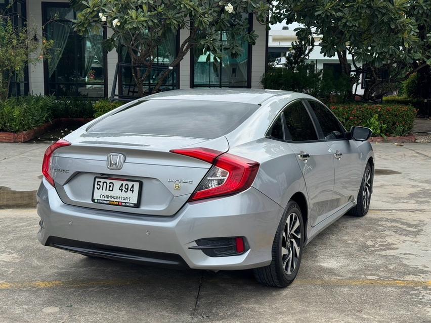 Honda Civic 1.8EL I-Vtec ปี 2017 AT สีเทา รูปย่อยที่ 4