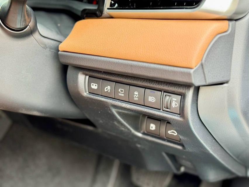 2026 Toyota Camry HEV Premium Luxury Topสุด ใหม่จัดๆ รถเดือนเดียว ยังไม่จดทะเบียน คุ้มมากๆ รูปที่ 12