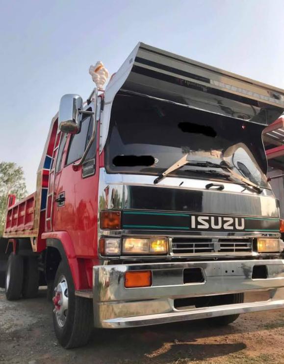 2017 ขาย ISUZU 6 ล้อดั้มพ์