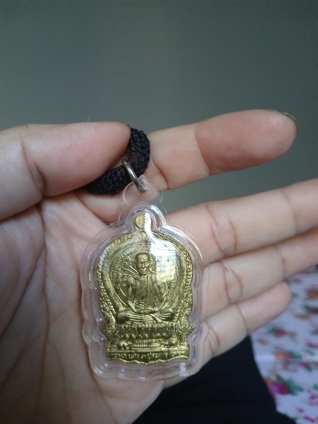 หลวงพ่อเกษมรุ่น3มตเนื้อฝาบาตร