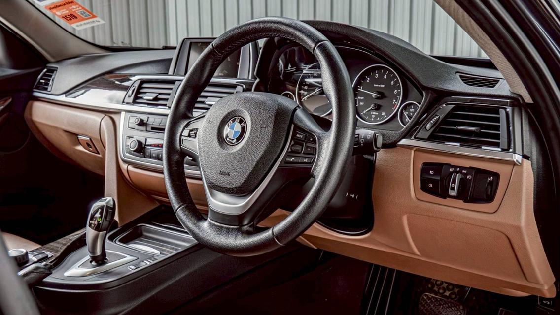 BMW SERIES 3, 320i LUXURY รูปที่ 10