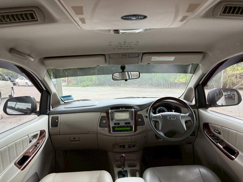 2011 TOYOTA INNOVA 2.0V 8
