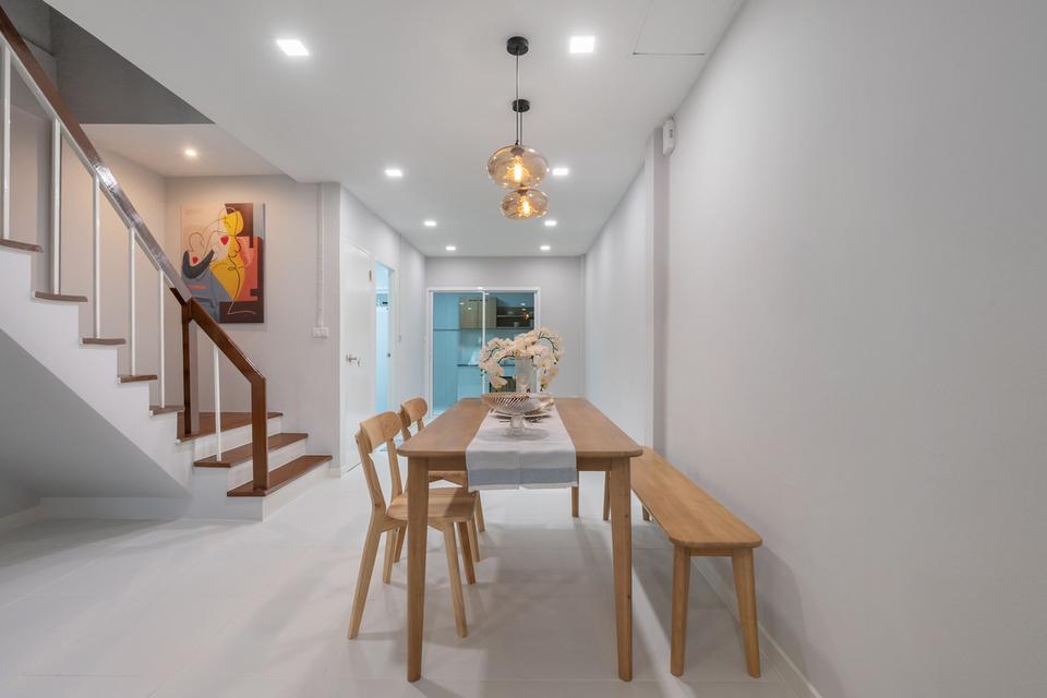 หมู่บ้านเฟิร์สโฮม วัชรพล 5