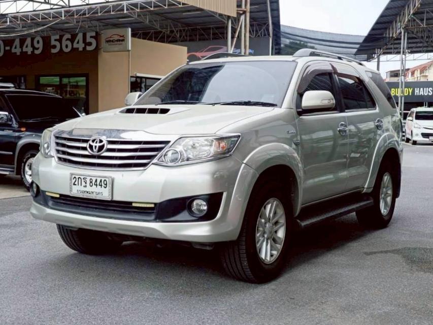Toyota Fortuner 3.0V ปี13