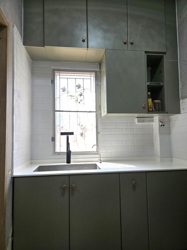 บ้านเดี่ยวปริญสิริ ติดโทลย์เวย์ ใกล้ฟิวเจอร์ 4 นอน 3 น้ำ 4-6 จอด 62.5 ตรว 4