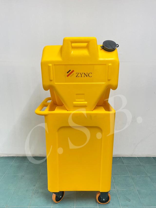 อ่างล้างตาฉุกเฉินเคลื่อนที่ ขนาด 60 ลิตร ยี่ห้อ ZYNC (ซิ้งค์) portable eye washer