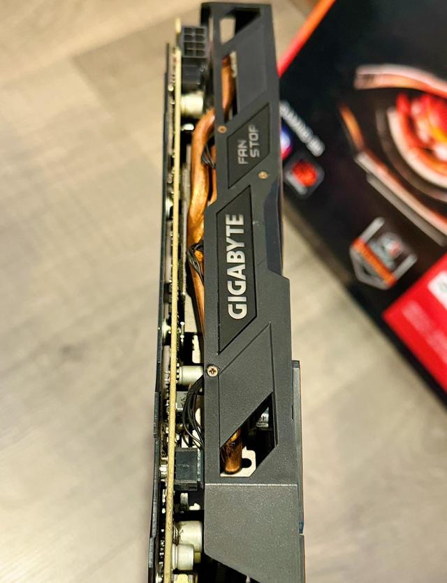 การ์ดจอ Gigabyte RX 580 8GB RGB Fusion มือสอง 2