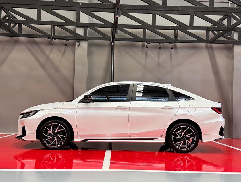 2024 TOYOTA YARIS ATIVE 1.2 PREMIUM LUXURY รถมือเดียวป้ายแดง รถวิ่งน้อยเพียง 30,000 กม รถเข้าศูนย์ตามระยะ รถไม่เคยมีอุบัติเหตุครับ รูปที่ 5