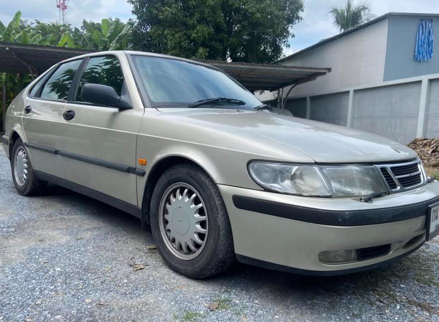 Saab 900 ขายถูก