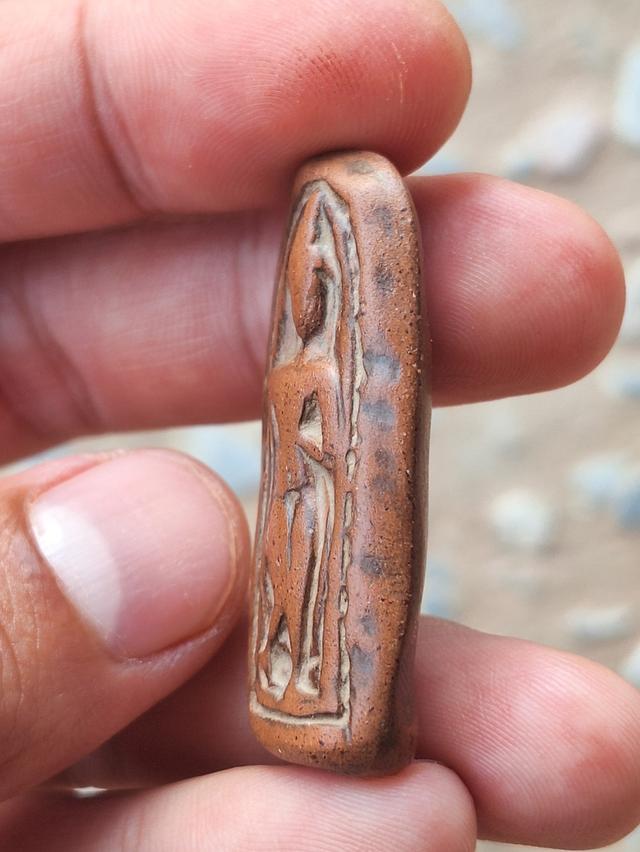 พระลีลาเม็ดขนุน กรุทุ่งเศรษฐี รูปที่ 3