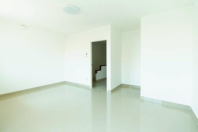 เช่า-ขายทาวน์โฮมใหม่ 21 ตร.วา.163 ตร.ม. 2 ชั้น เทศบาลตำบลคลองตำหรุ500ม.นิคมอมตะชลบุรี 2.5 กม.คลองตำหรุ 2นอน 3 น้ำ ถ.สุขุ 2