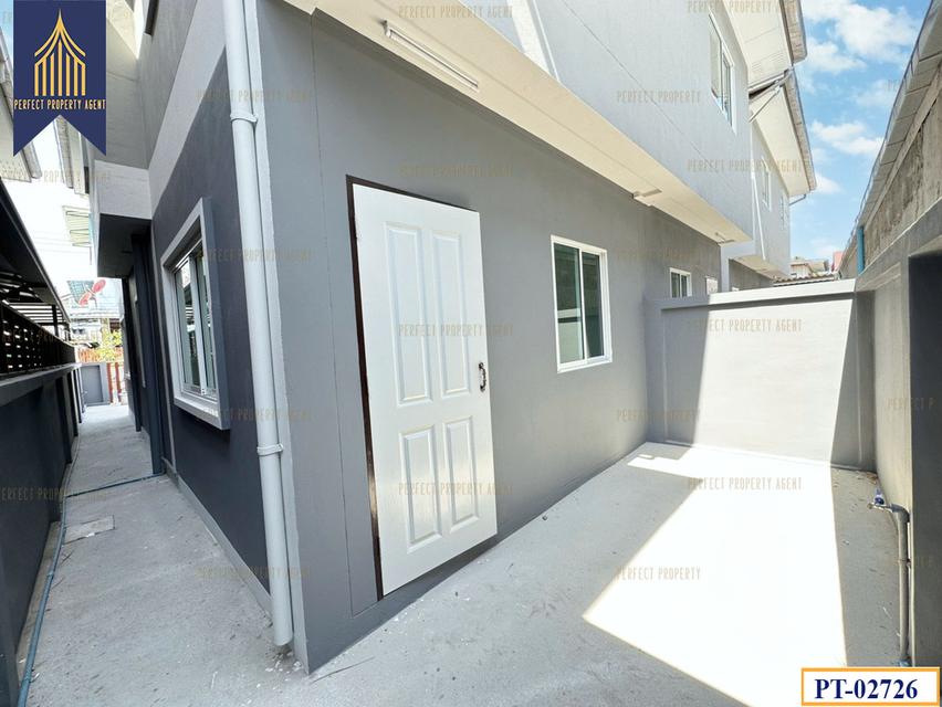 ขาย ทาวน์เฮ้าส์แฝดสร้างใหม่ ทำเล สุขุมวิท เทพารักษ์ ศรีนครินทร์ 15