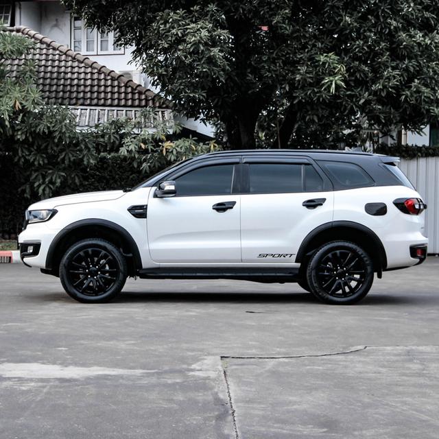 FORD EVEREST 2.0 TURBO SPORT ปี 2022  9