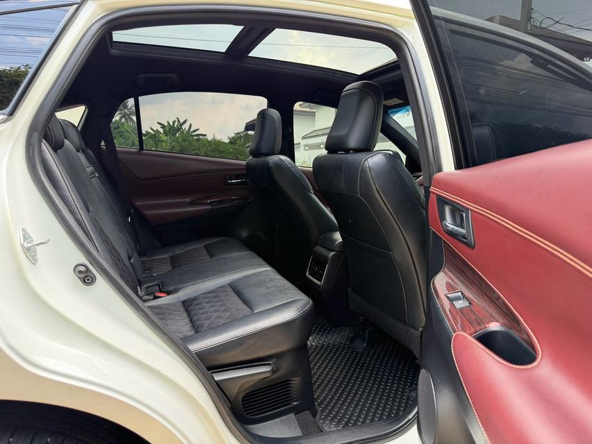 2015 TOYOTA HARRIER, 2.0 (สีขาว)✨เลขไมล์แท้💯% 💵ราคาพิเศษ 558,000 บาท💵 รูปที่ 14