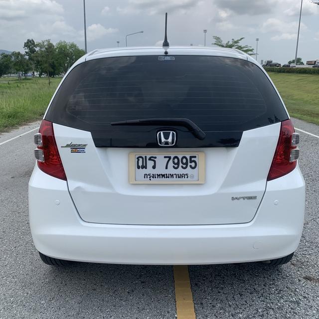 HONDA JAZZ GE 1.5V AUTO รถสวยมือเดียว เช็คศูนย์ทุกระยะ