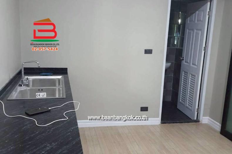 บ้านเดี่ยว เนื้อที่ 50 ตรว. ซอยอัศวิน (ใกล้Mini Big คู้คลอง9) ถนนไมตรีจิต-คลองเก้า แขวงคลองสิบ เขตหนองจอก 11