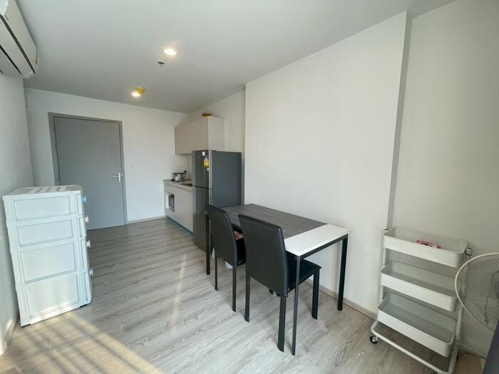 เช่าถูก 12,000 บาท ** 1 ห้องนอน * รหัส 090161 * ชีวาทัย เพชรเกษม 27 ** ติดรถไฟฟ้า บางหว้า ** 088-398-3835 MR.BOAT 14