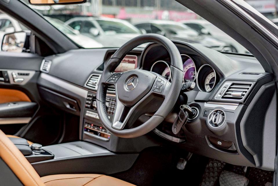 รหัสรถ NP7899 BENZ E200 COUPE ปีรถ : 2014 13