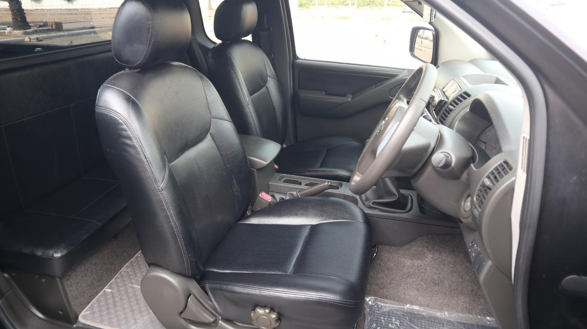 Nissan navara CALIBRE 2.5 2011