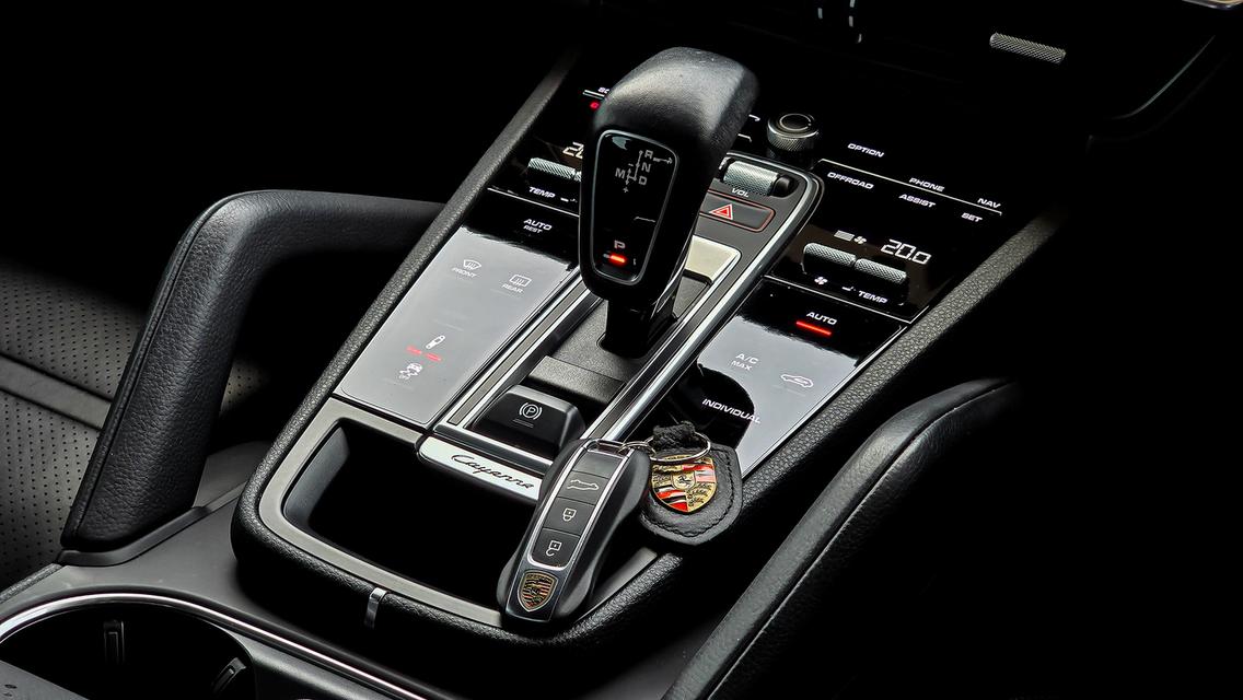  PORSCHE CAYENNE 3.0E Hybrid ปี 2019 จด 2020 โทร.0922639576 เอ๋ 10