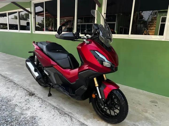 ส่งต่อเครื่องสวยราคาดี Honda ADV350 2