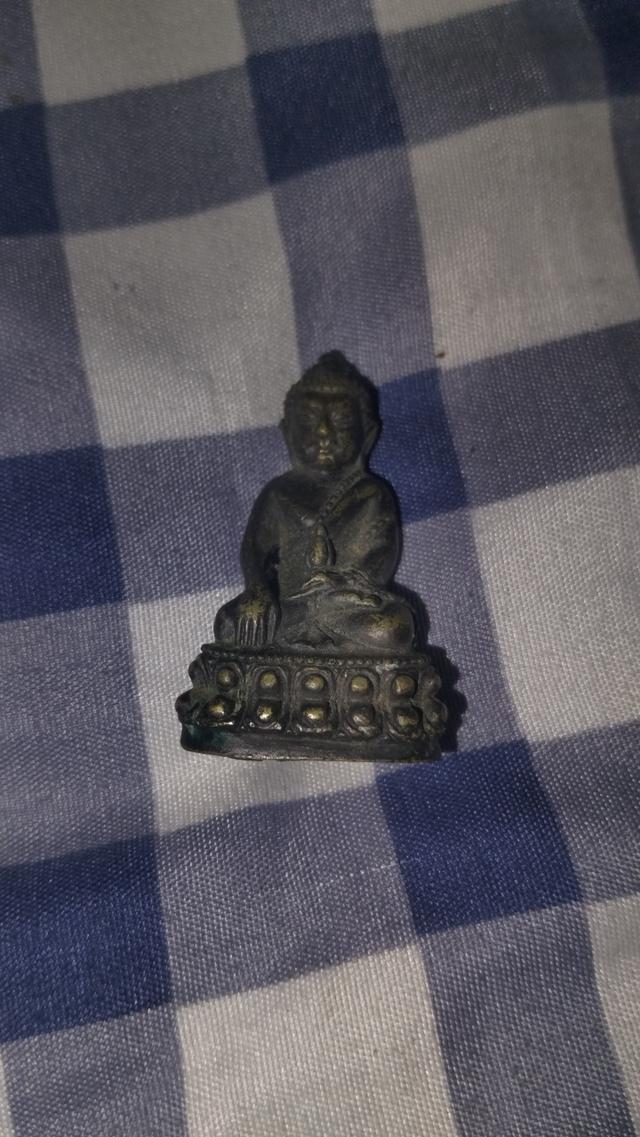 พระเครื่องเก็บสะสมมานานแล้ว รูปที่ 2