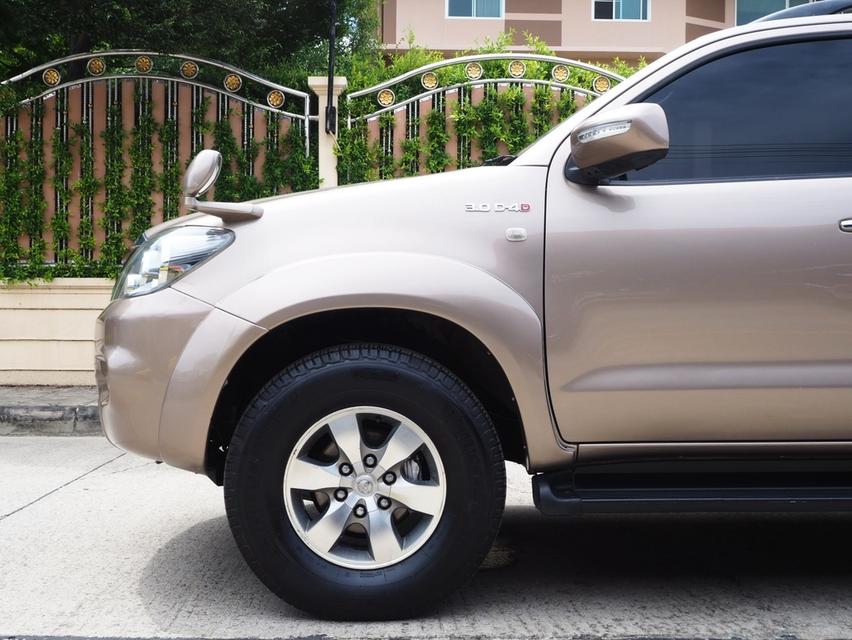 TOYOTA FORTUNER 3.0 V 4WD ปี 2006 เกียร์AUTO สภาพป้ายแดง 3