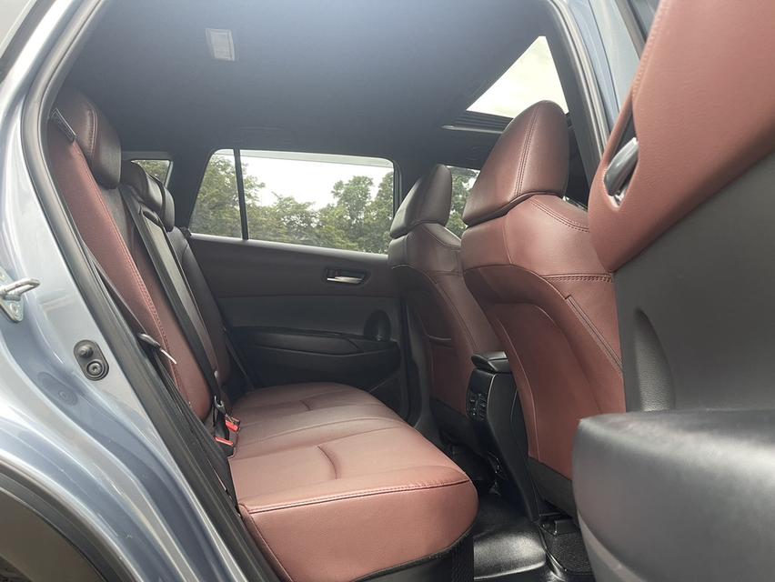 TOYOTA CROSS 1.8 HYBRID PREMIUM Safety Sunroof 2023 12