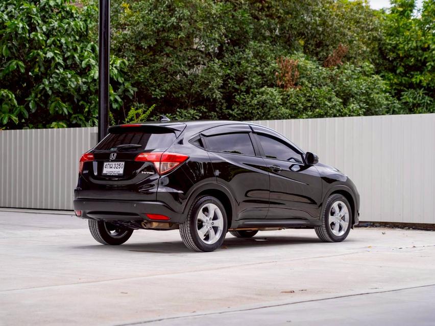 Honda HR-V 1.8E ปี 2015